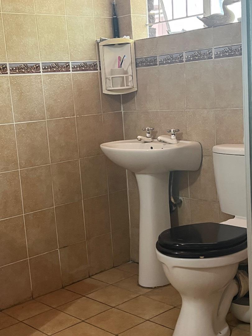 5 Bedroom Property for Sale in Elandsrand North West